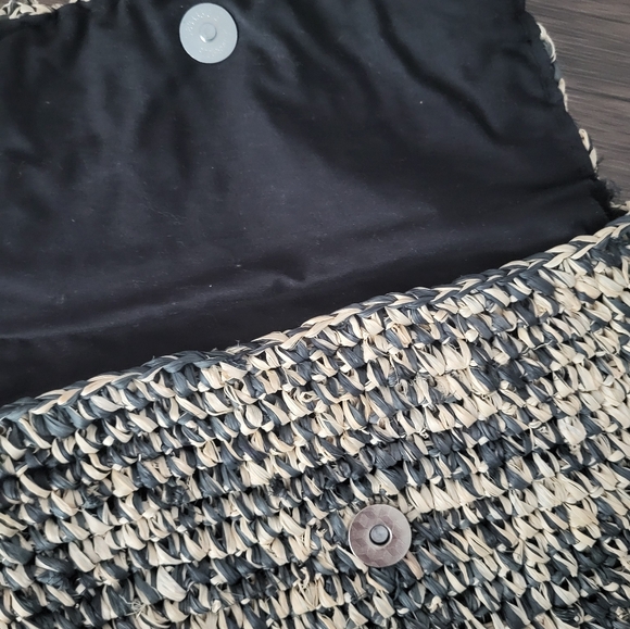 Urban Outfitters Raffia Clutch - Picture 5 of 7